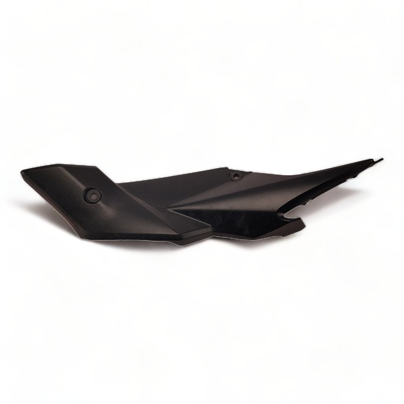 Carenagem Lateral Esquerda Suzuki Gsr 750 2016