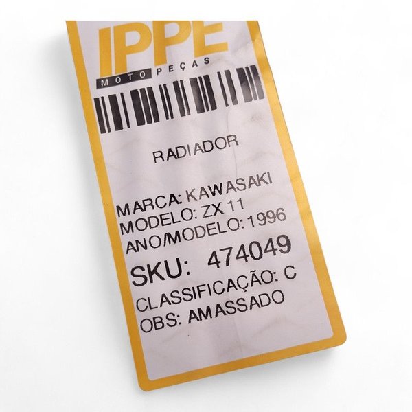 Radiador Kawasaki ZX 11 1996 com avaria